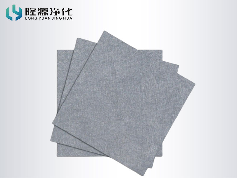 使用燒結氈時纖維絲徑對其有何影響?